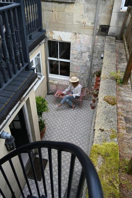 Primrose Cottage - With Private Courtyard & Sun Terrace In Central Bath Exteriér fotografie